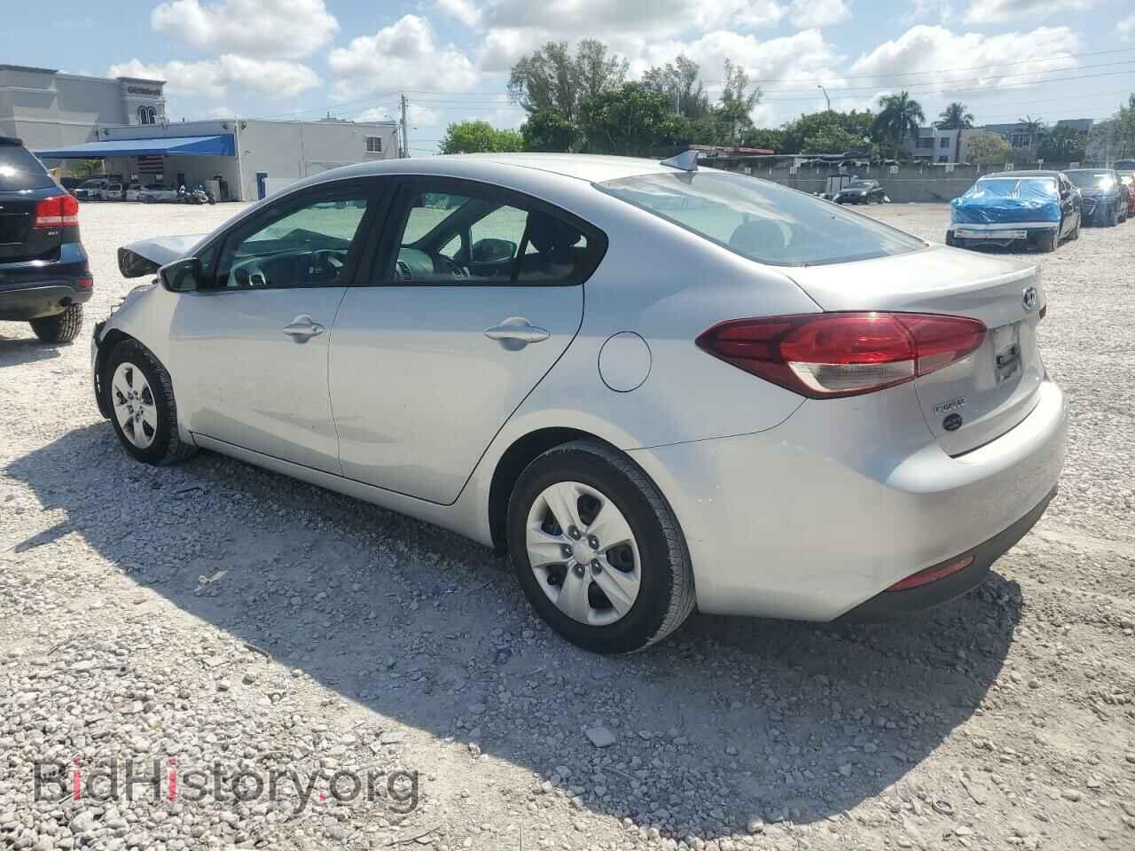 2017 KIA FORTE - VIN: 3KPFK4A75HE037491 - Фото 2