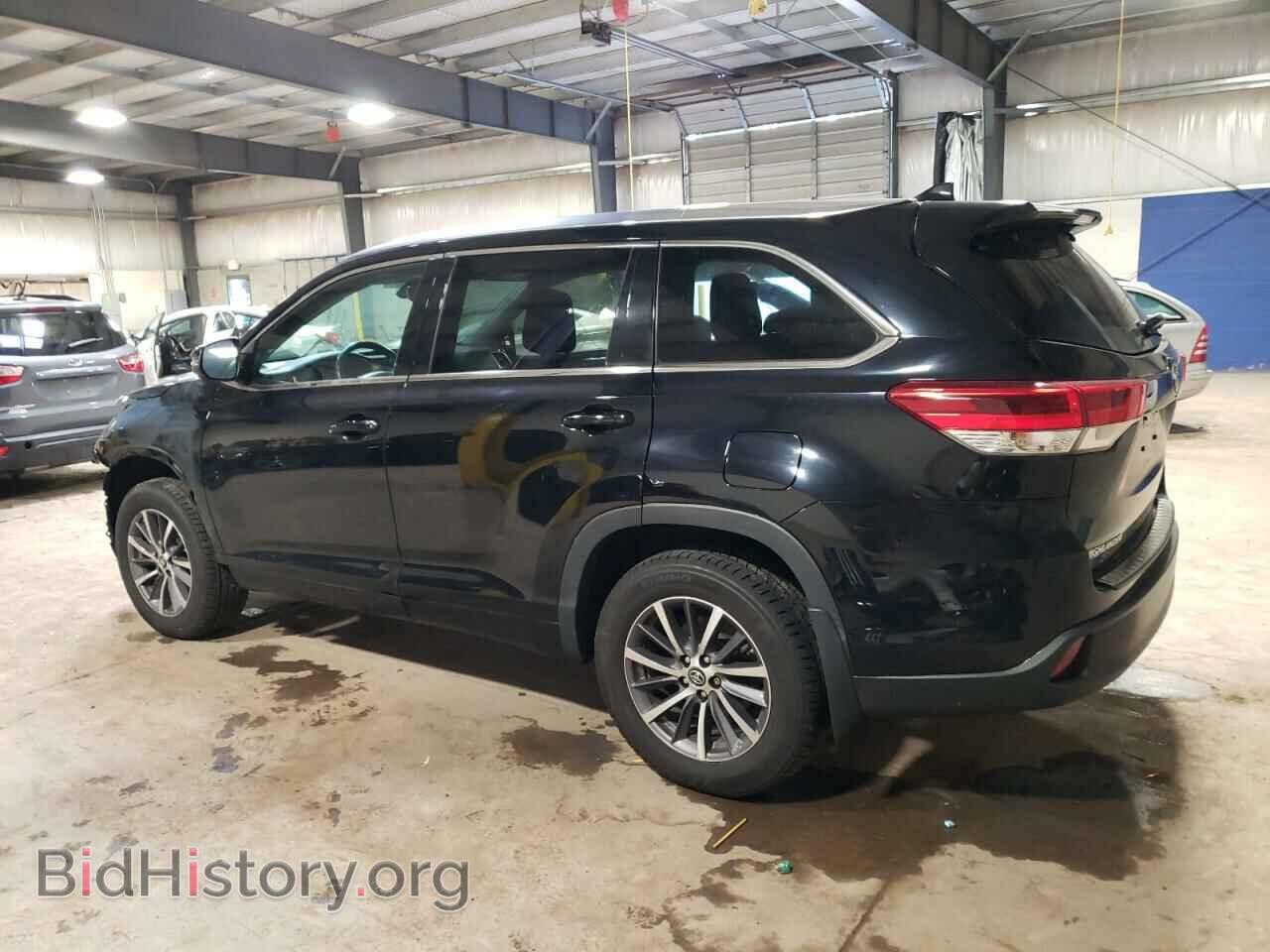 2018 TOYOTA HIGHLANDER - VIN: 5TDJZRFH3JS545250 - Фото 2