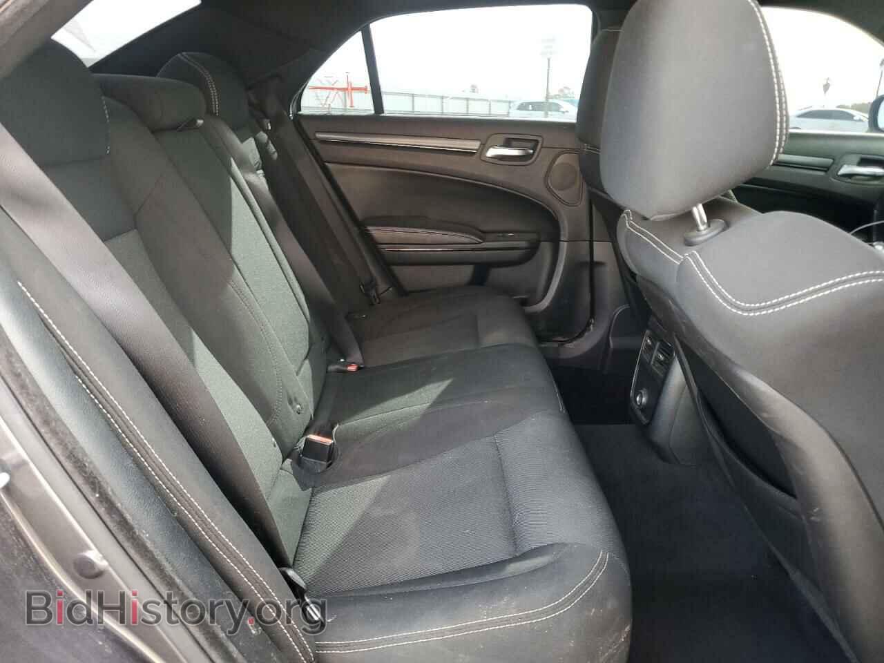 2013 CHRYSLER 300 - VIN: 2C3CCAXJ2DH694480 - Фото 10