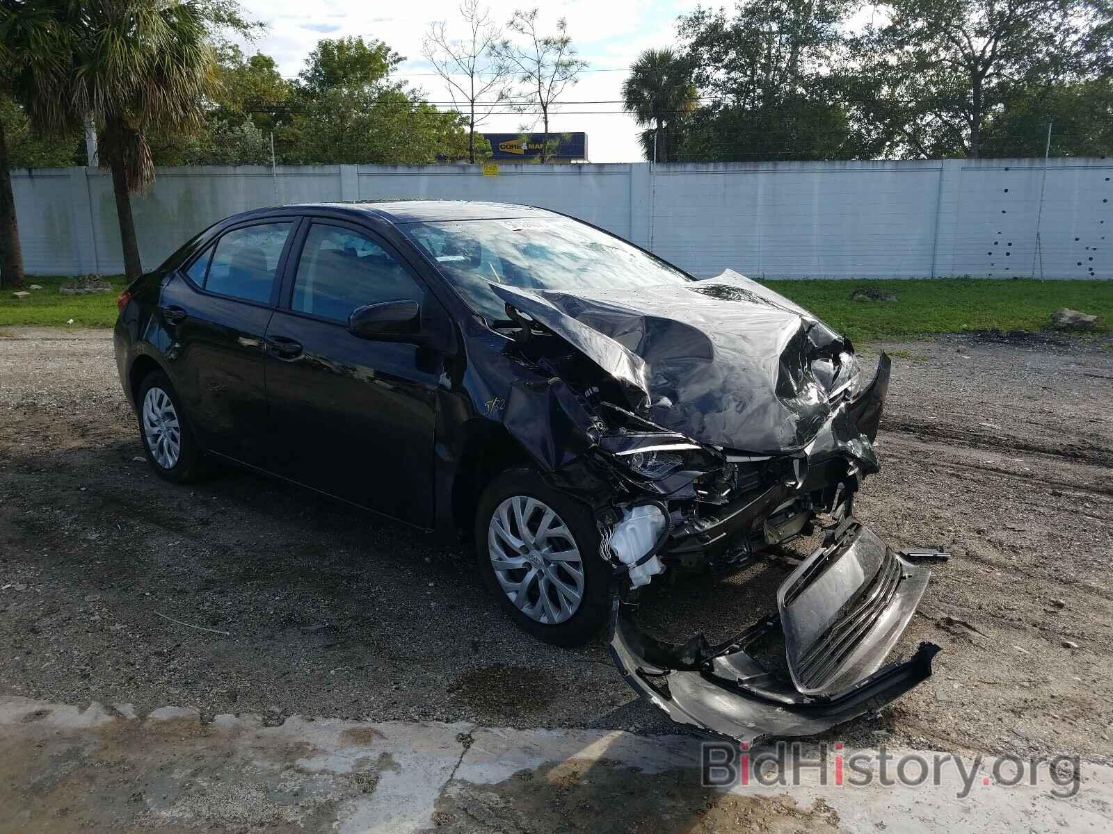 Photo 5YFBURHE1KP910086 - TOYOTA COROLLA 2019