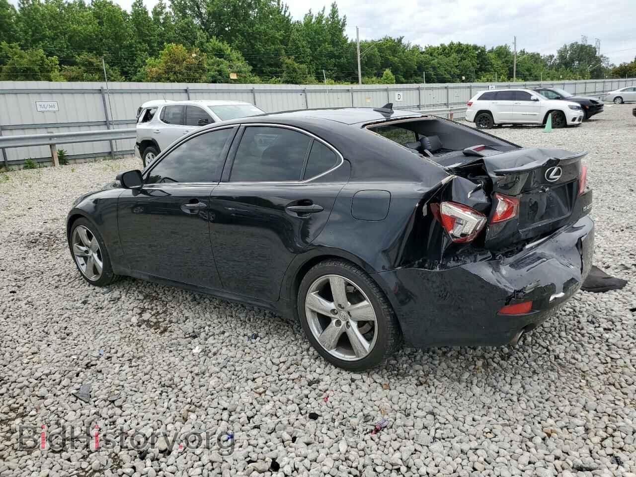 2011 LEXUS IS - VIN: JTHBF5C21B2100633 - Photo 2