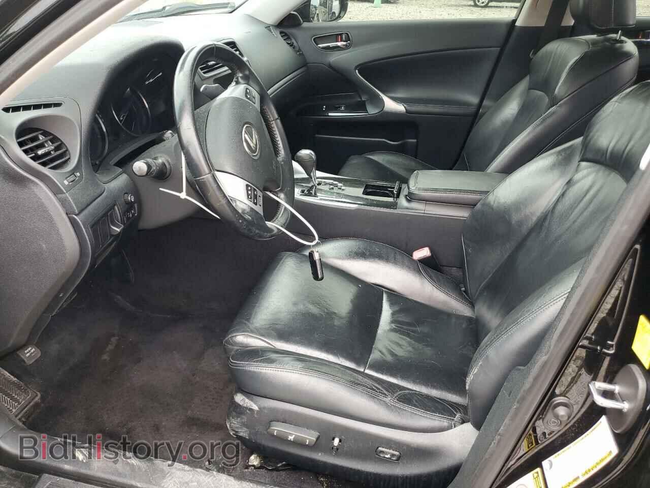 2011 LEXUS IS - VIN: JTHBF5C21B2100633 - Photo 7