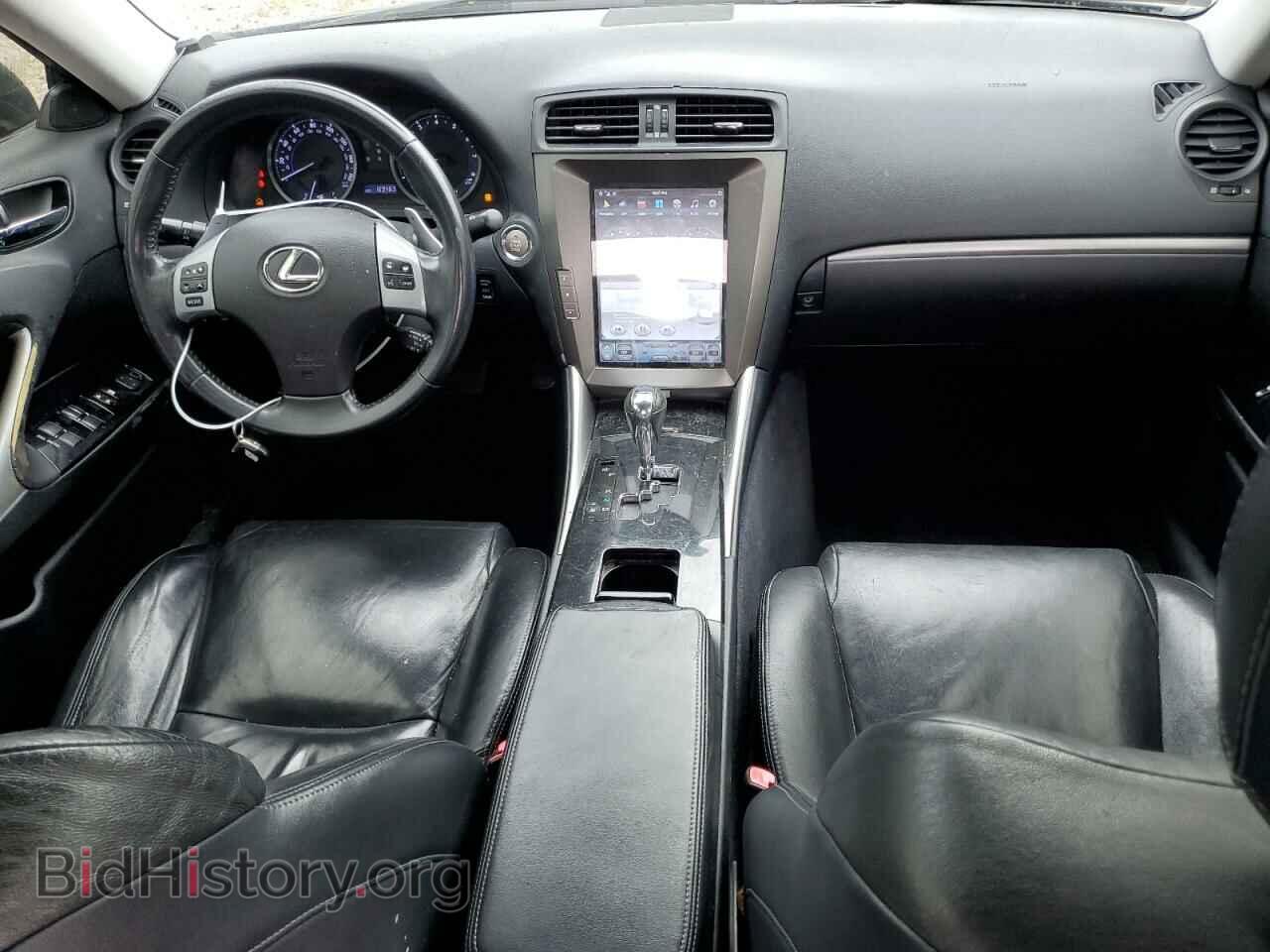 2011 LEXUS IS - VIN: JTHBF5C21B2100633 - Photo 8