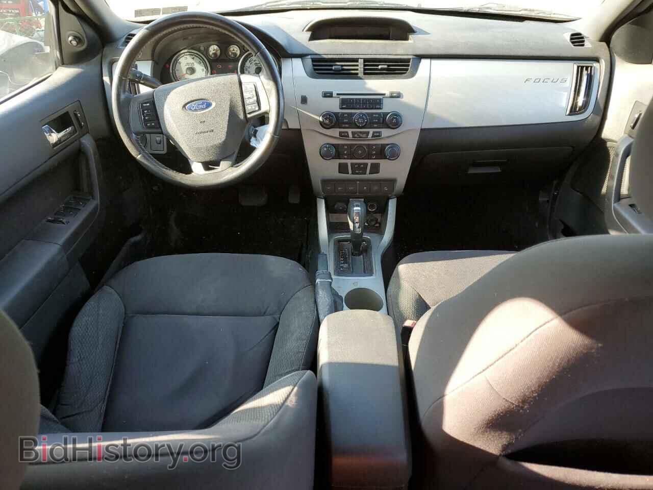 2011 FORD FOCUS - VIN: 1FAHP3GN4BW153469 - Photo 8