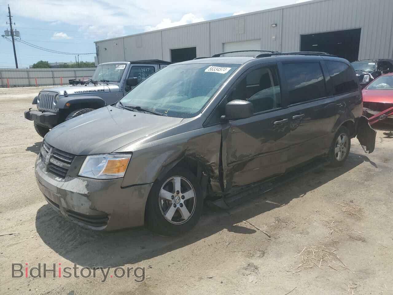 Photo 2D4RN3D1XAR332714 - DODGE CARAVAN 2010