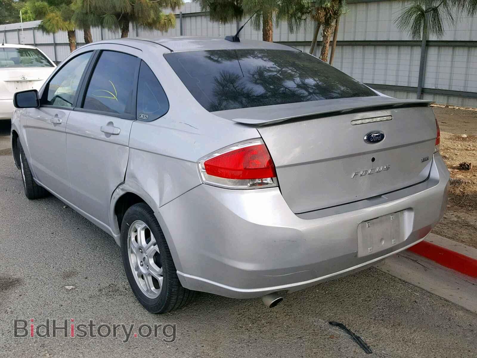2009 FORD FOCUS - VIN: 1FAHP36N39W257799 - Фото 3