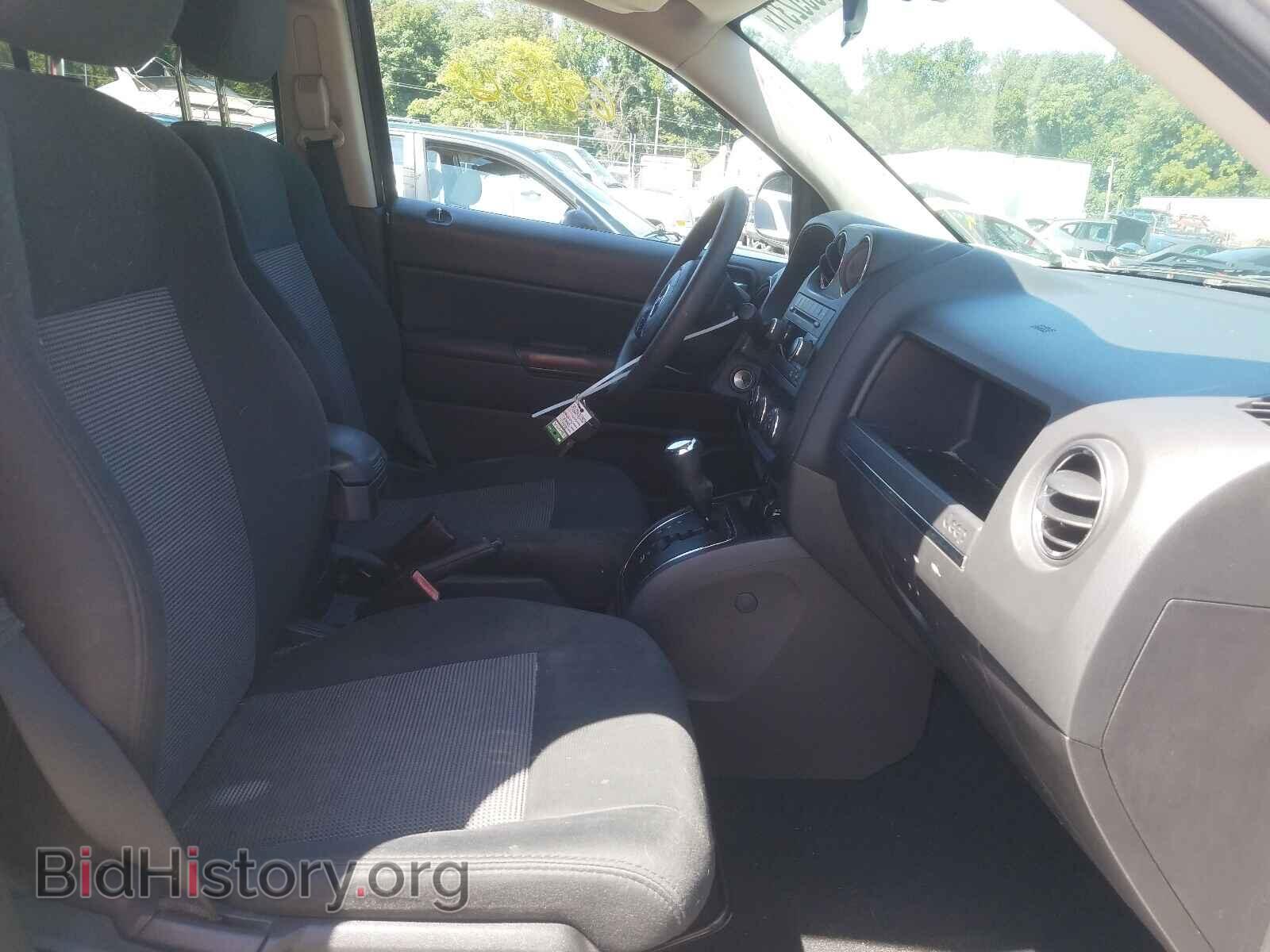 2011 JEEP COMPASS - VIN: 1J4NT1FA6BD139672 - Photo 5