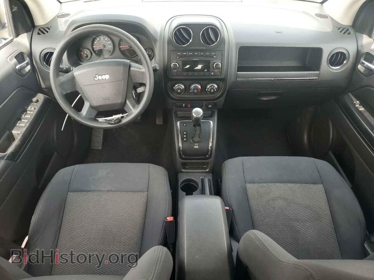 2010 JEEP COMPASS - VIN: 1J4NT4FB5AD554247 - Фото 8