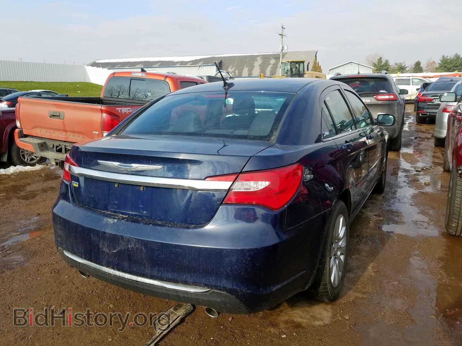 2013 CHRYSLER 200 - VIN: 1C3CCBAG5DN616981 - Фото 4