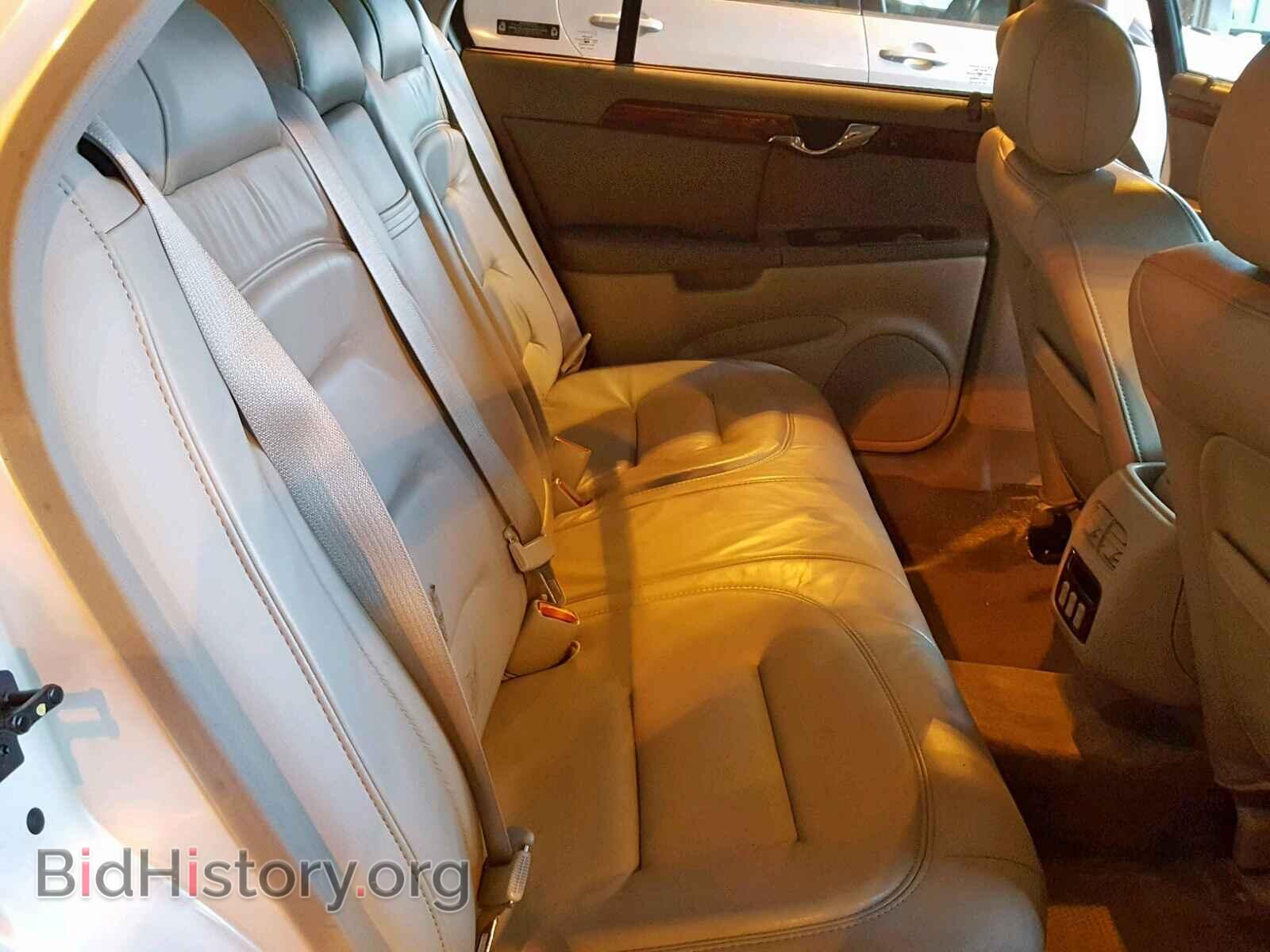 2002 CADILLAC DEVILLE - VIN: 1G6KD54Y42U162352 - Photo 6