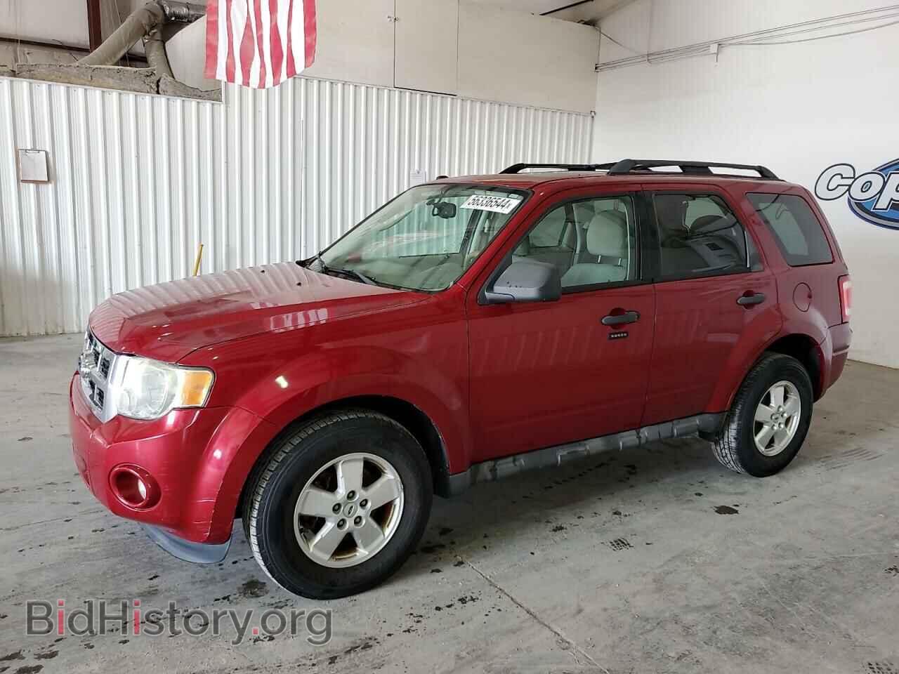 Фотография 1FMCU0DG2BKB13198 - FORD ESCAPE 2011