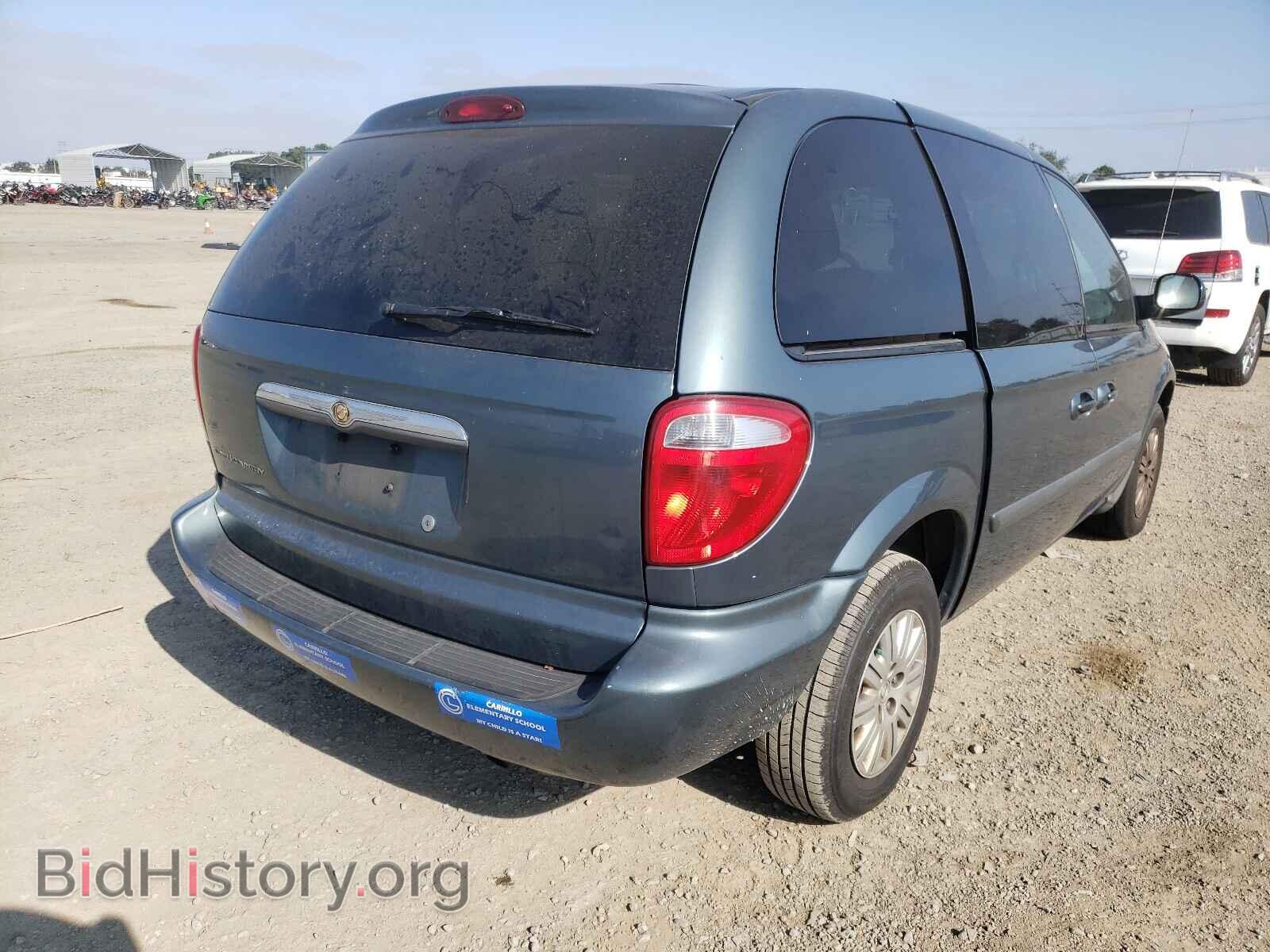 2006 CHRYSLER MINIVAN - VIN: 1A4GP45R66B586560 - Фото 4