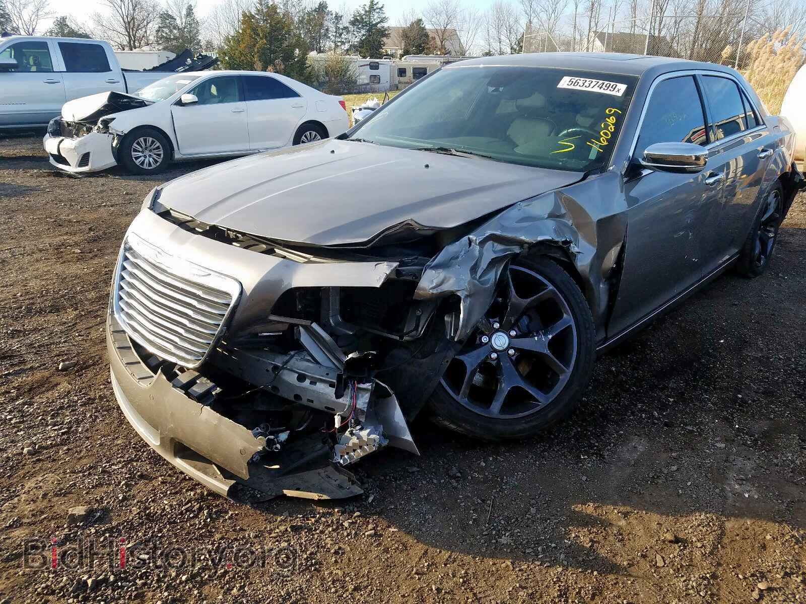 2014 CHRYSLER 300 - VIN: 2C3CCAET2EH160269 - Фото 2