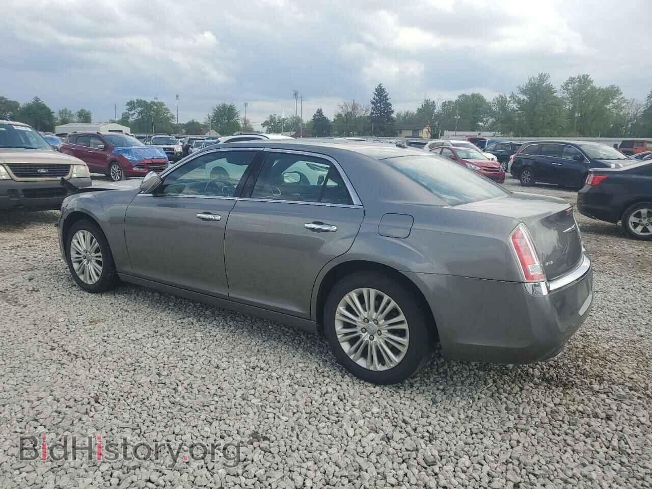 2011 CHRYSLER 300 - VIN: 2C3CK6CT8BH573845 - Фото 2