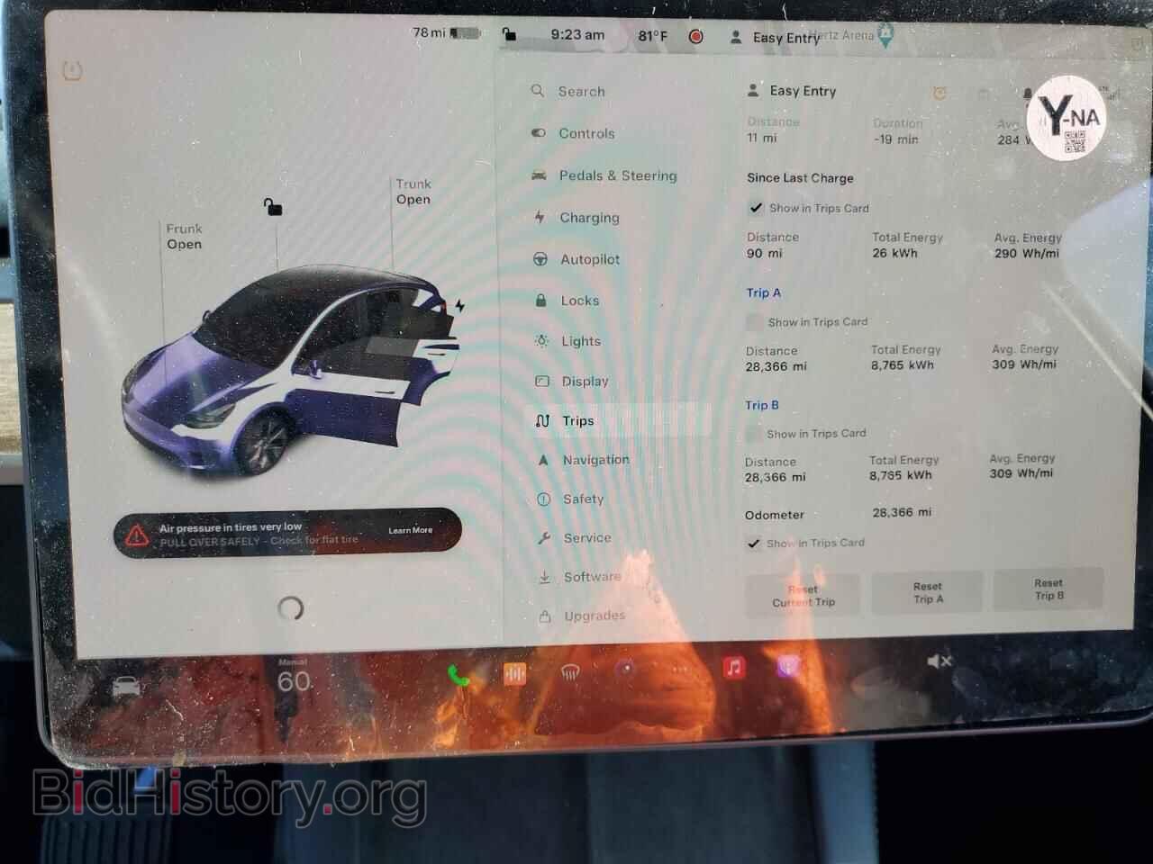 2023 TESLA MODEL Y - VIN: 7SAYGDEEXPF758467 - Photo 9