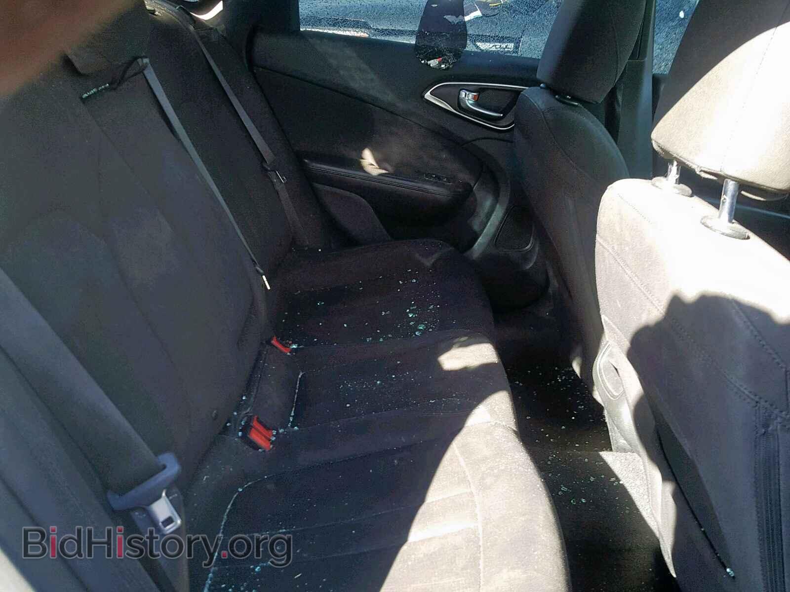 2015 CHRYSLER 200 - VIN: 1C3CCCAB3FN572007 - Photo 6