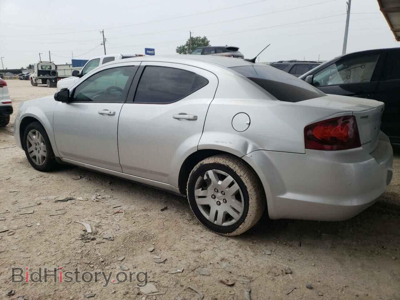2011 DODGE AVENGER - VIN: 1B3BD4FB7BN598642 - Фото 2