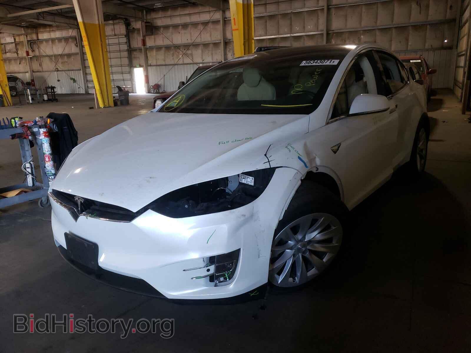 2017 TESLA MODEL X - VIN: 5YJXCDE24HF052008 - Фото 2