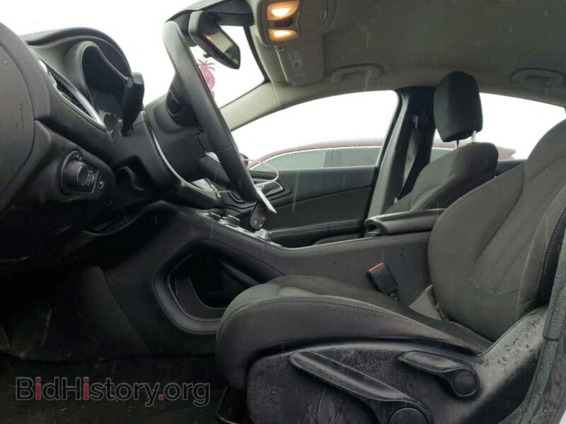 2015 Chrysler 200 (VIN 1C3CCCABXFN562719) — фото 7 из 12