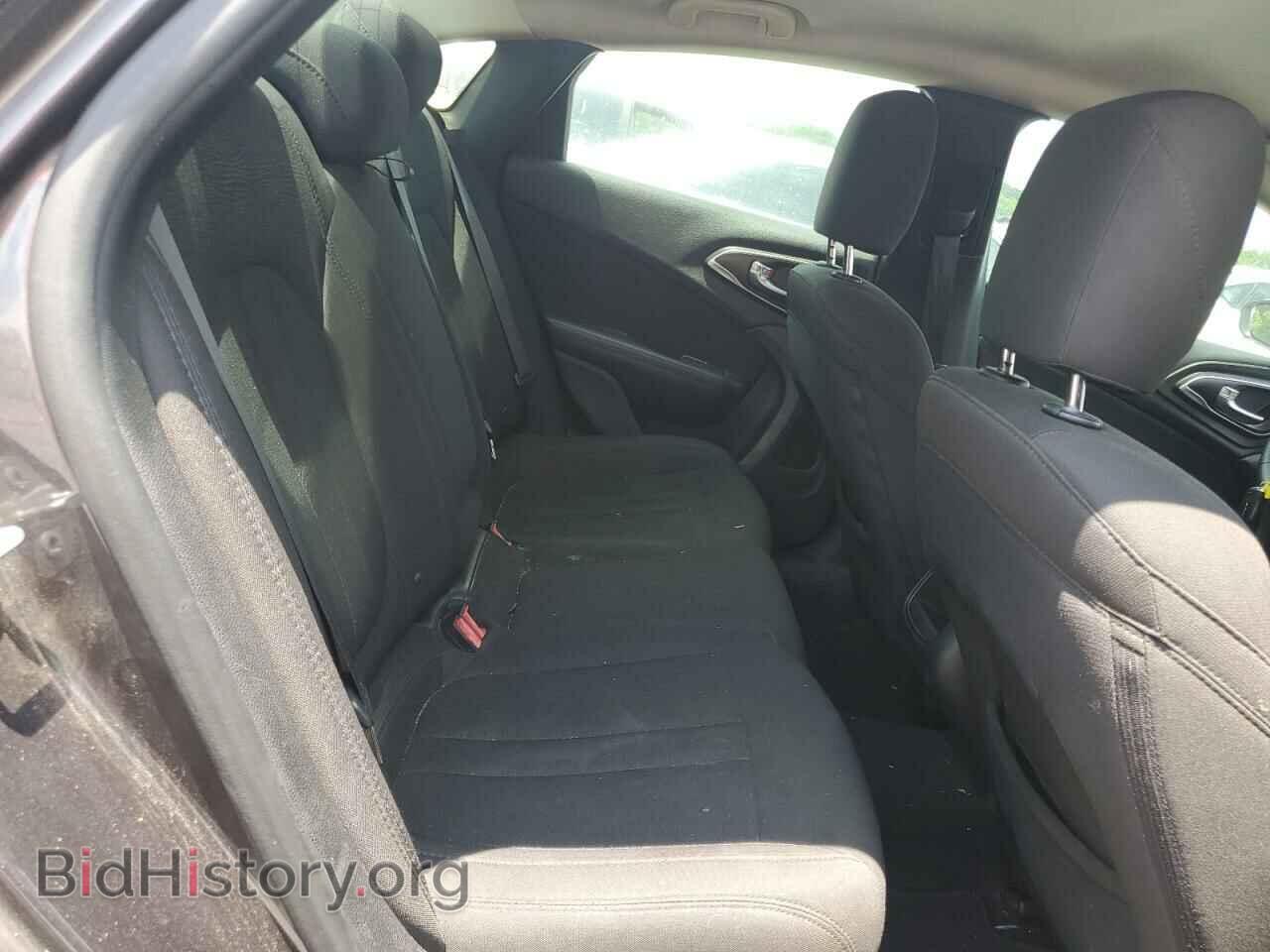 2016 CHRYSLER 200 - VIN: 1C3CCCAB5GN138317 - Photo 10