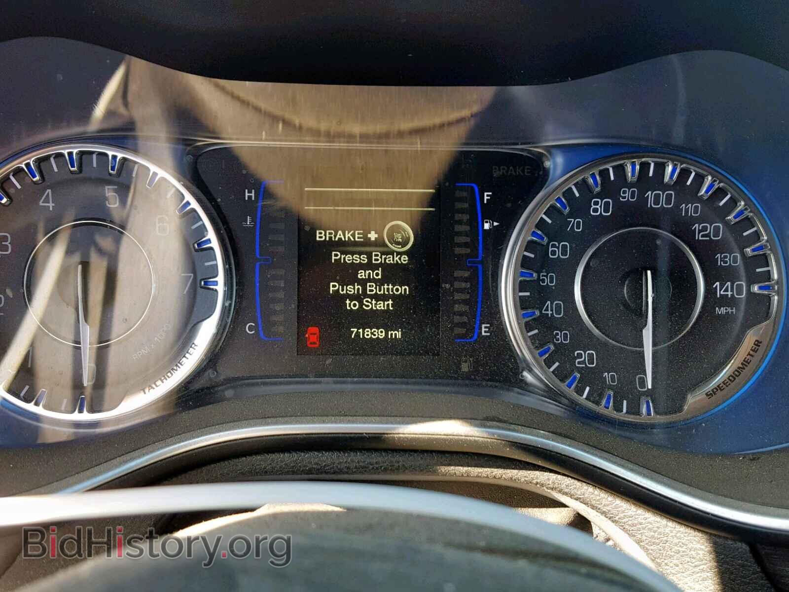 2016 CHRYSLER 200 - VIN: 1C3CCCAB9GN111055 - Фото 8