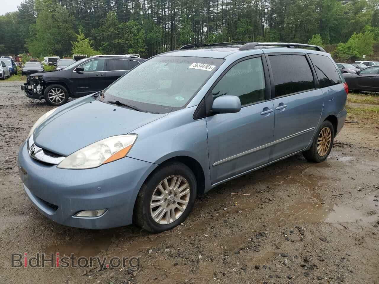 Photo 5TDBK22C08S020313 - TOYOTA All Models 2008
