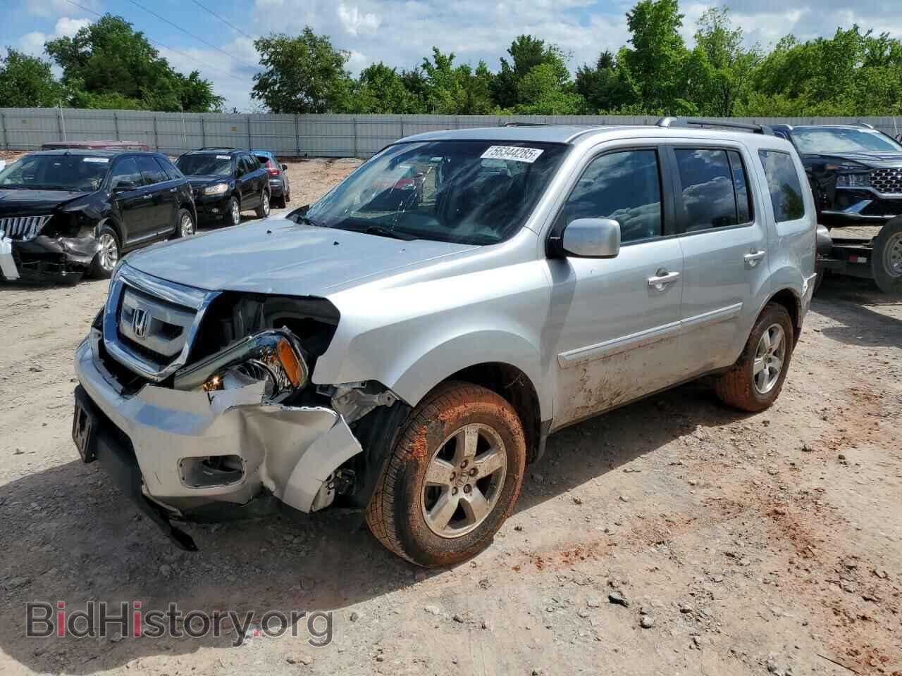 Photo 5FNYF3H79BB020255 - HONDA PILOT 2011
