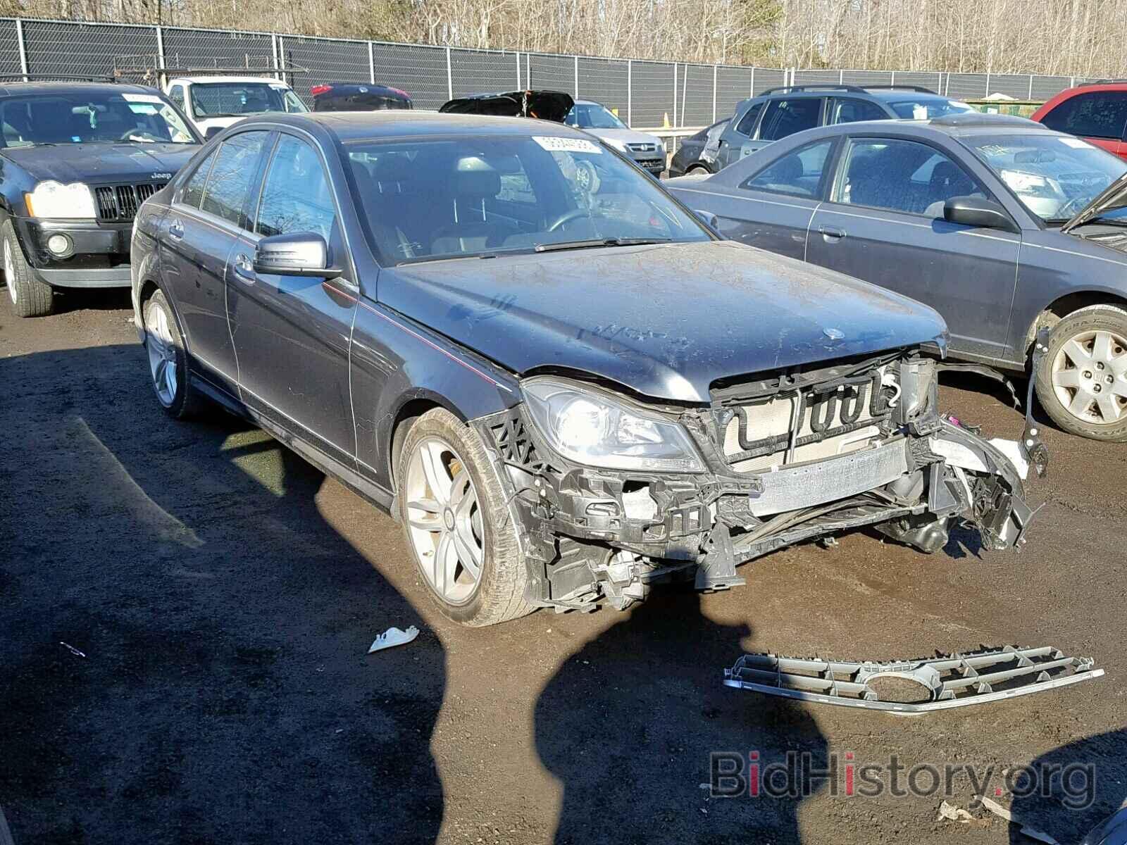 Photo WDDGF8AB6DR284768 - MERCEDES-BENZ C CLASS 2013