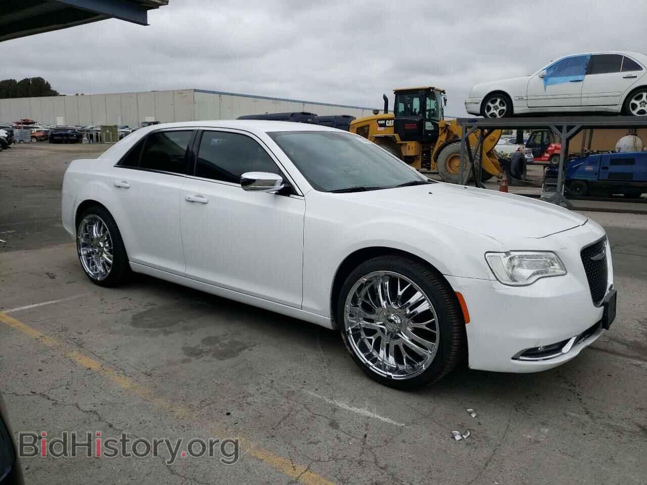 2013 CHRYSLER 300 - VIN: 2C3CCAAG1DH507873 - Фото 4