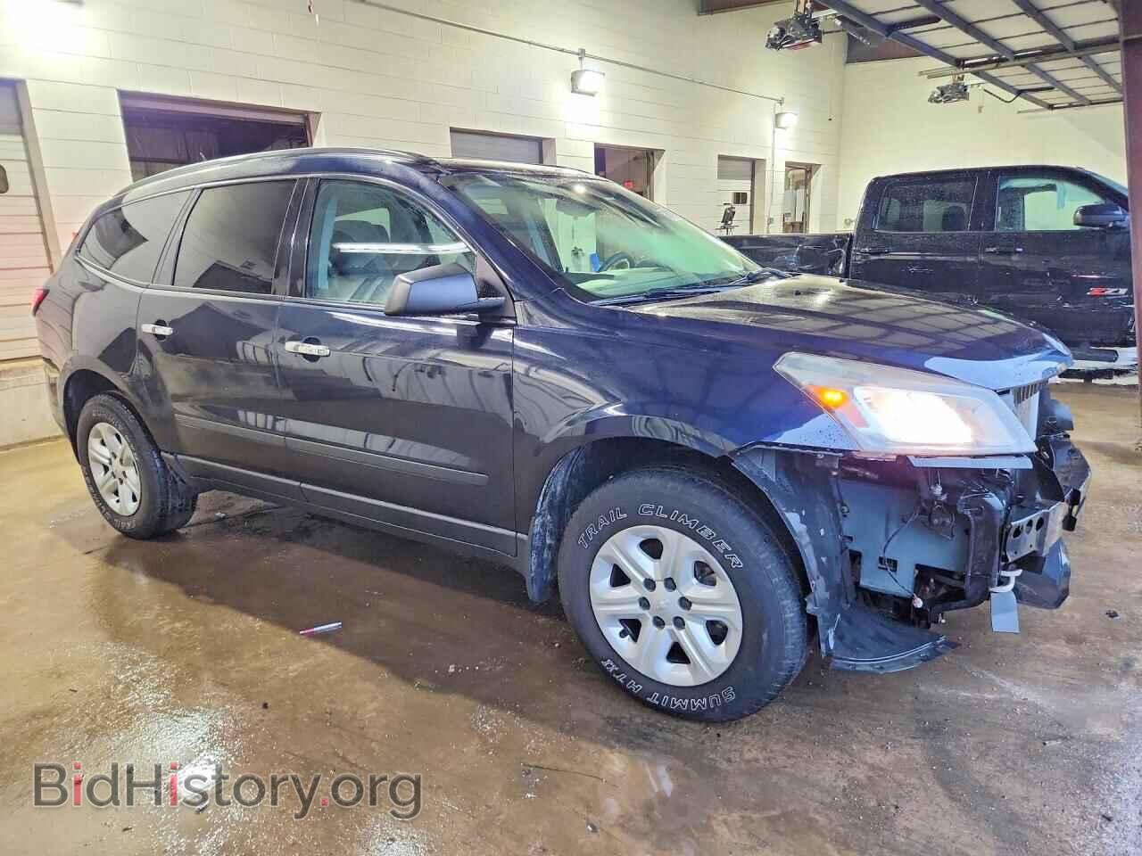 2017 CHEVROLET TRAVERSE - VIN: 1GNKRFED3HJ183405 - Фото 4