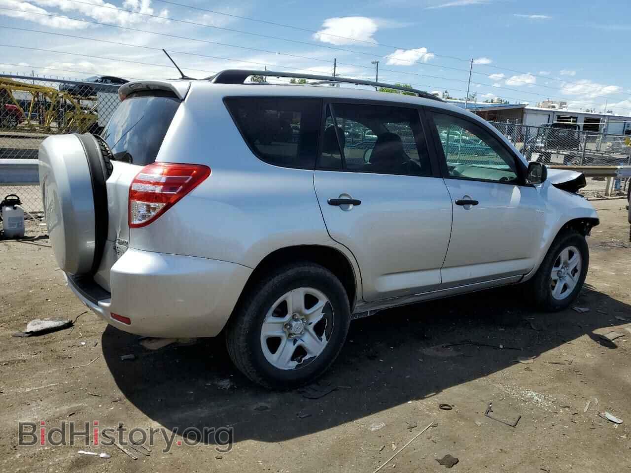 2011 TOYOTA RAV4 - VIN: 2T3BF4DV3BW096838 - Фото 3