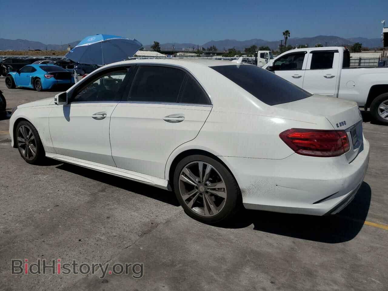 2014 MERCEDES-BENZ E-CLASS - VIN: WDDHF5KB0EA846889 - Фото 2