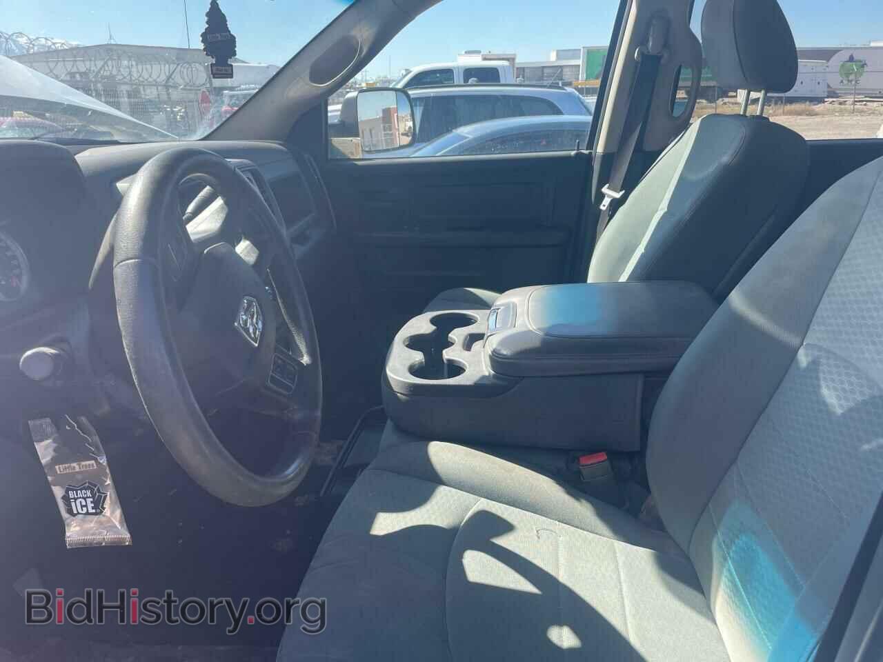 2015 RAM All Models - VIN: 3C6TR5HT8FG553456 - Фото 5