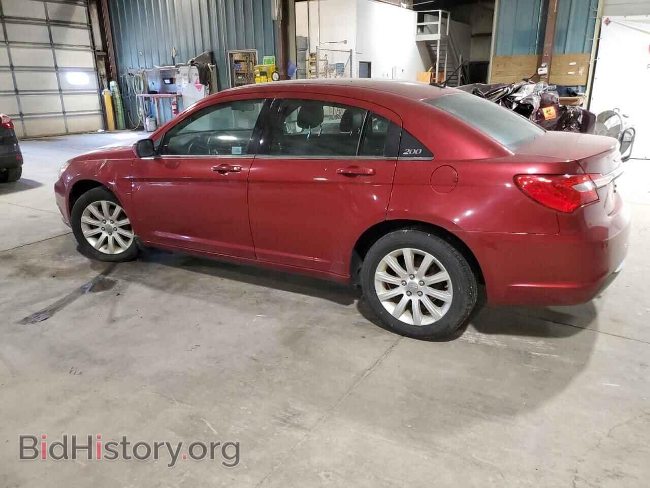 2013 CHRYSLER 200 - VIN: 1C3CCBBB0DN542100 - Фото 2