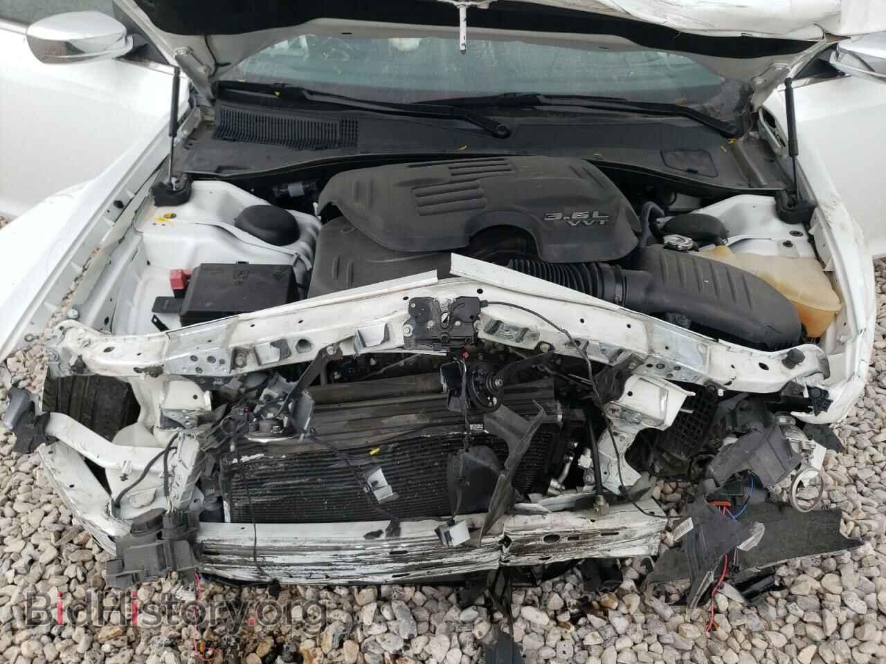 2019 CHRYSLER 300 - VIN: 2C3CCAEG3KH577656 - Фото 7