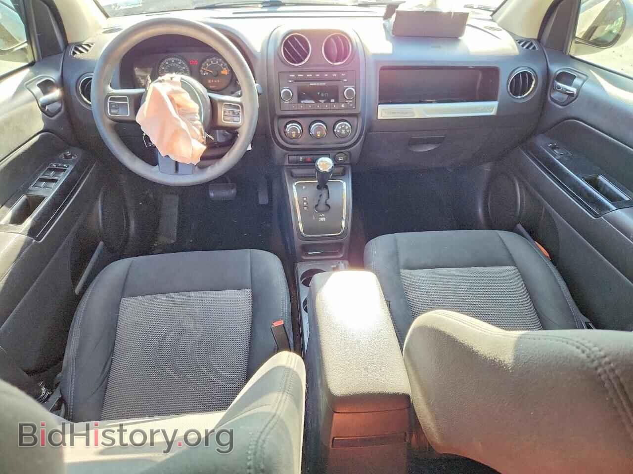 2014 JEEP COMPASS - VIN: 1C4NJCBA3ED595307 - Photo 8