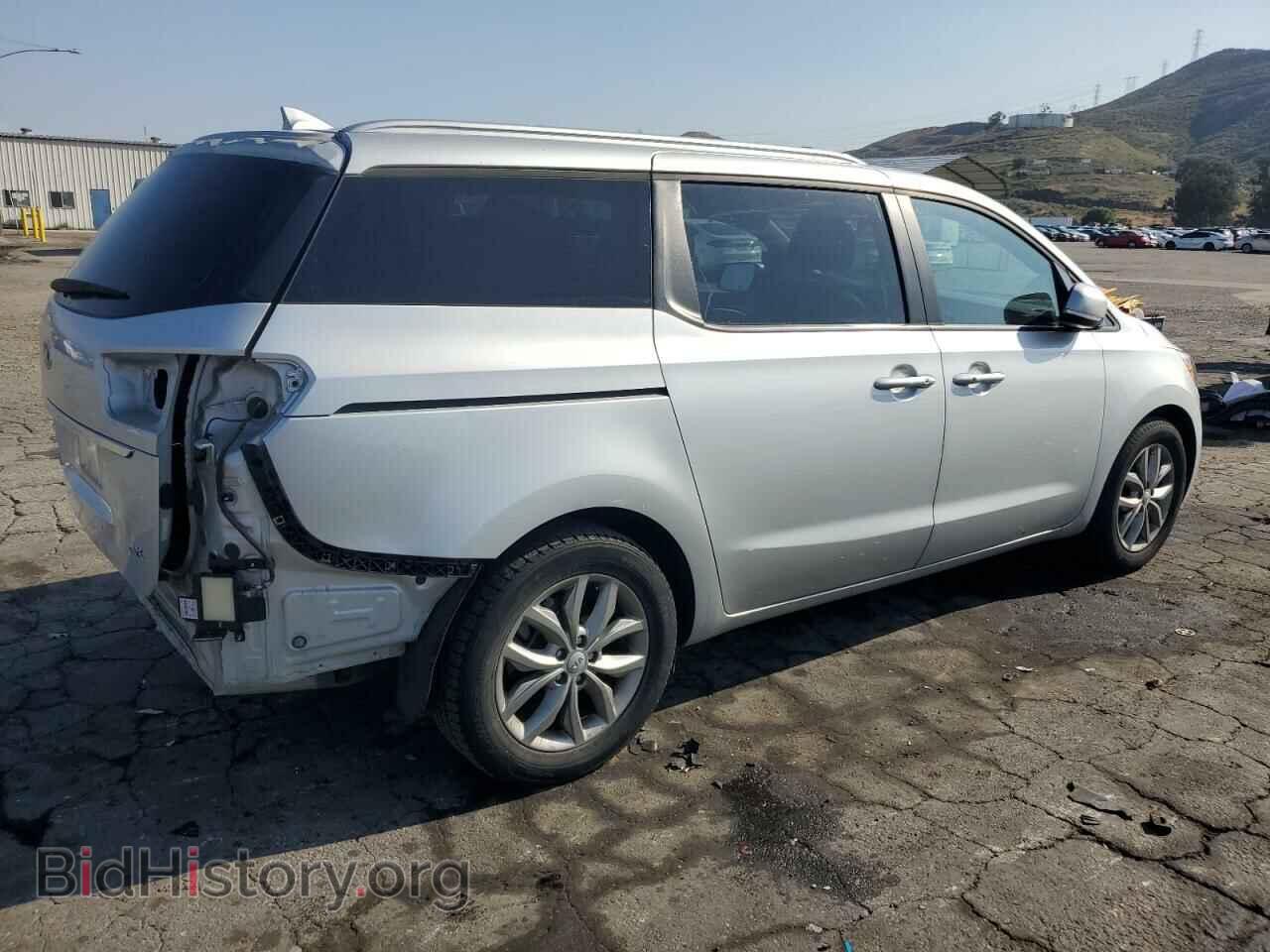 2020 KIA All Models - VIN: KNDMB5C1XL6645642 - Фото 3