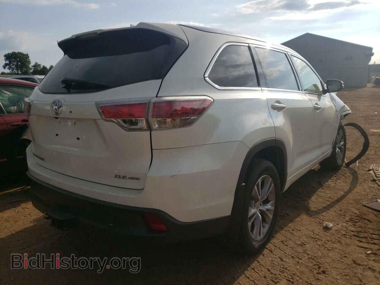 2015 TOYOTA HIGHLANDER - VIN: 5TDJKRFH2FS111476 - Фото 4