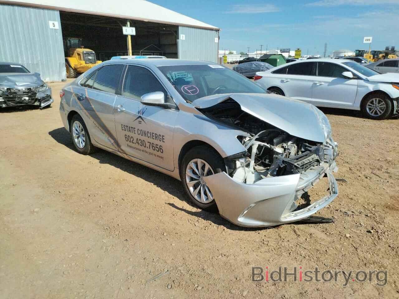 Photo 4T4BF1FK4GR531759 - TOYOTA CAMRY 2016