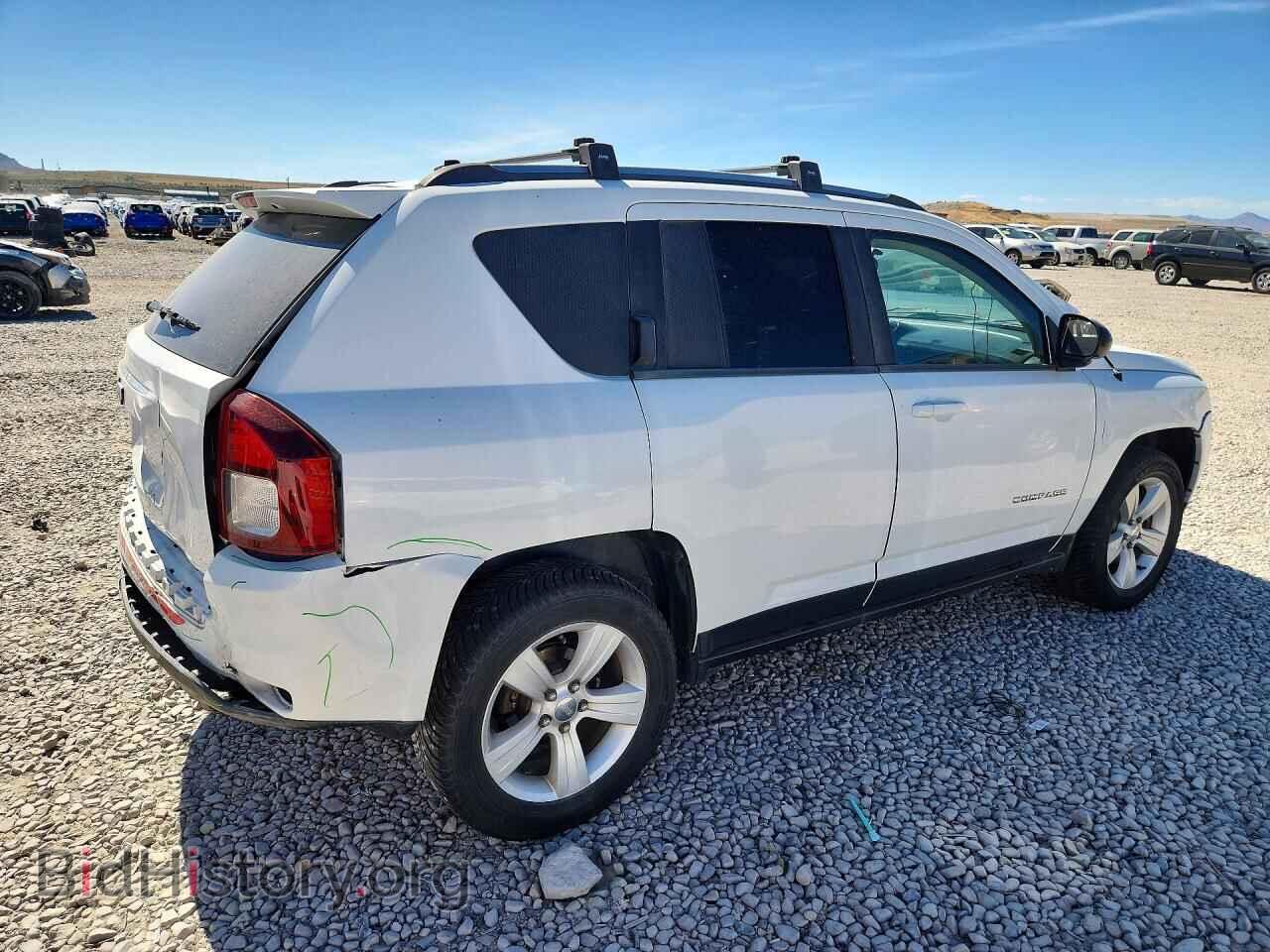 2014 JEEP COMPASS - VIN: 1C4NJDBB4ED567532 - Photo 3