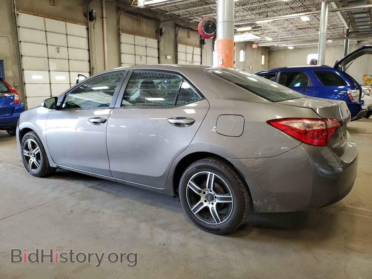 2017 TOYOTA COROLLA - VIN: 2T1BURHEXHC888565 - Фото 2