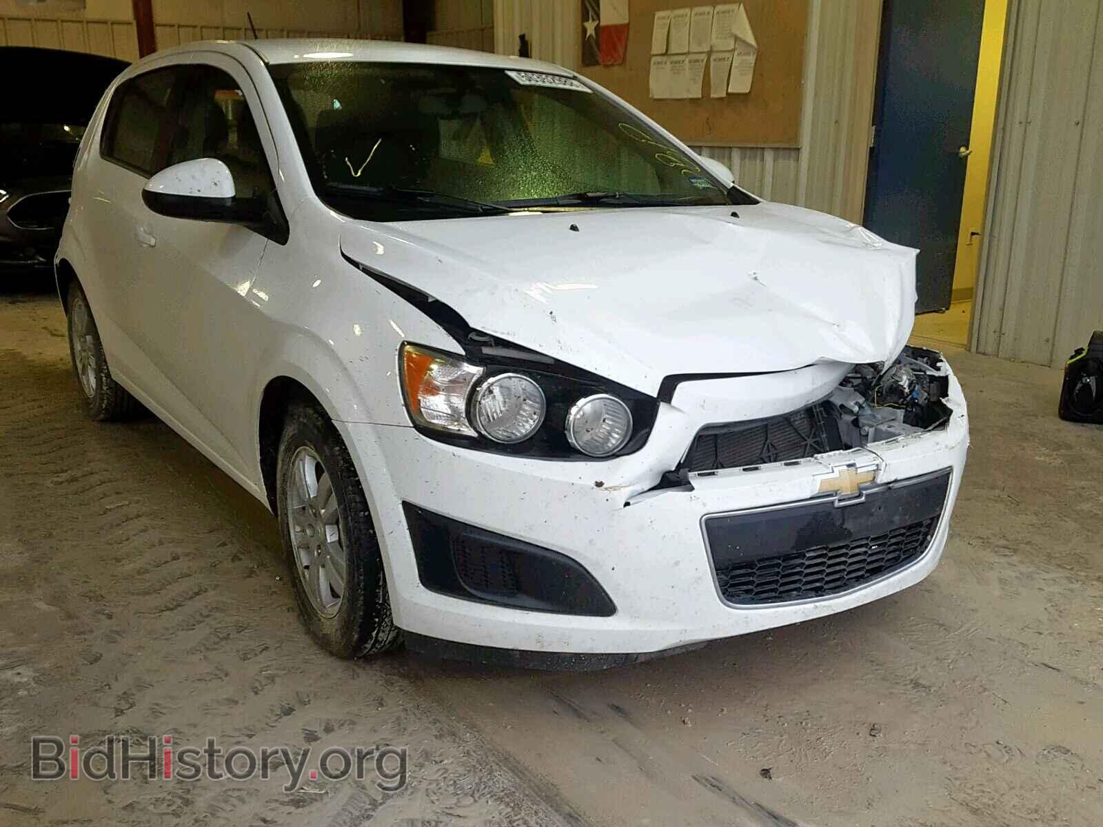 Photo 1G1JC6SH8F4105378 - CHEVROLET SONIC 2015
