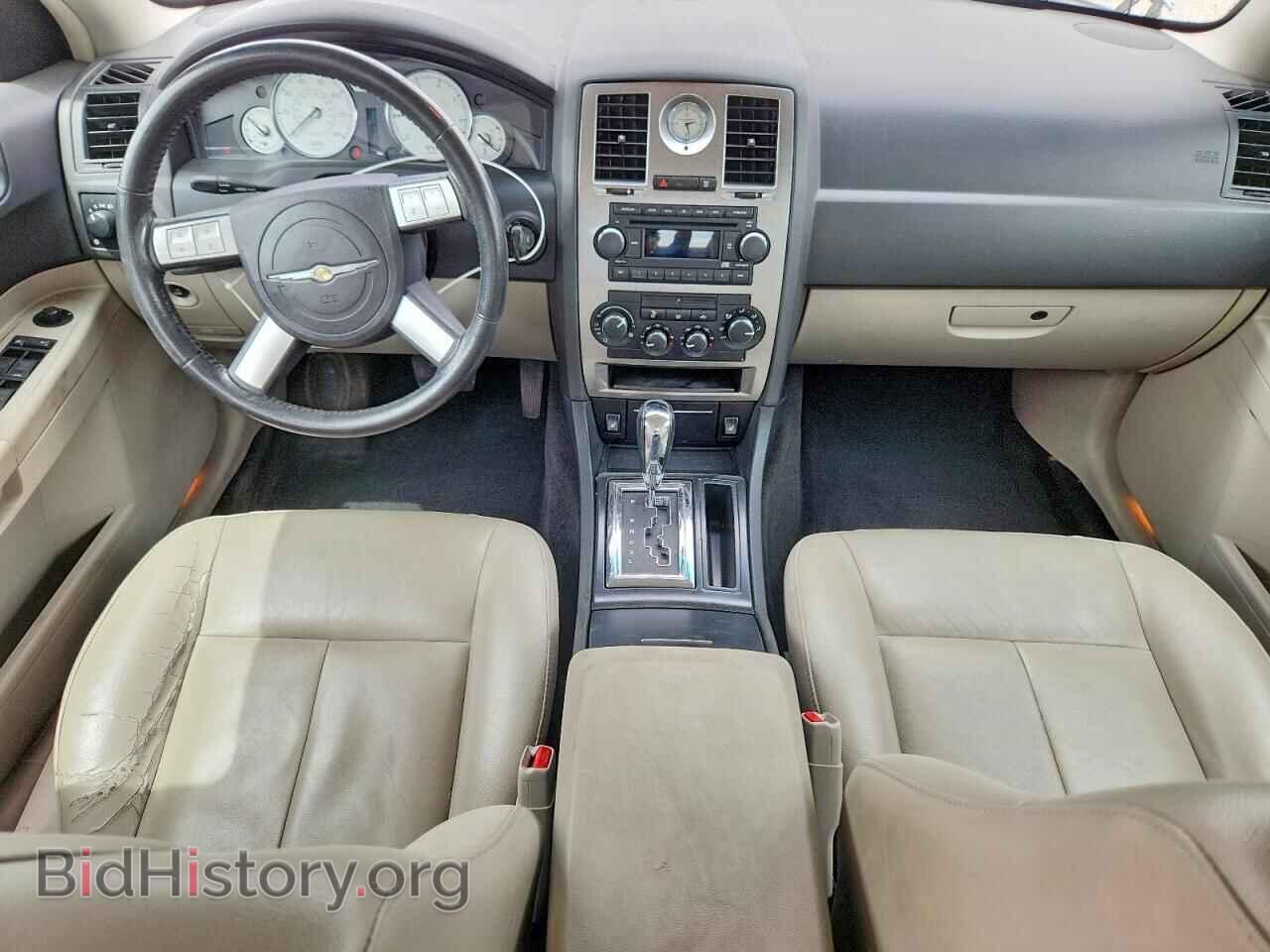 2005 CHRYSLER 300 - VIN: 2C3JA53G55H691704 - Фото 8