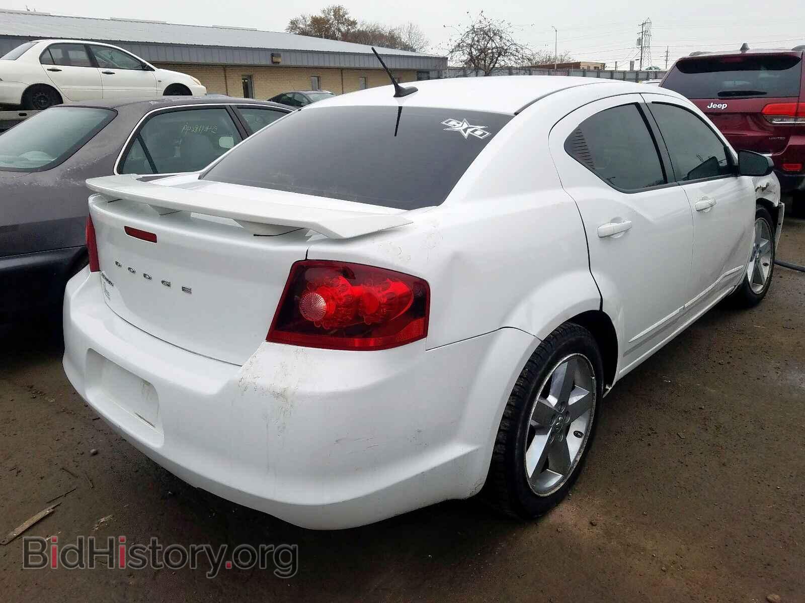 2011 DODGE AVENGER - VIN: 1B3BD4FB1BN586938 - Photo 4