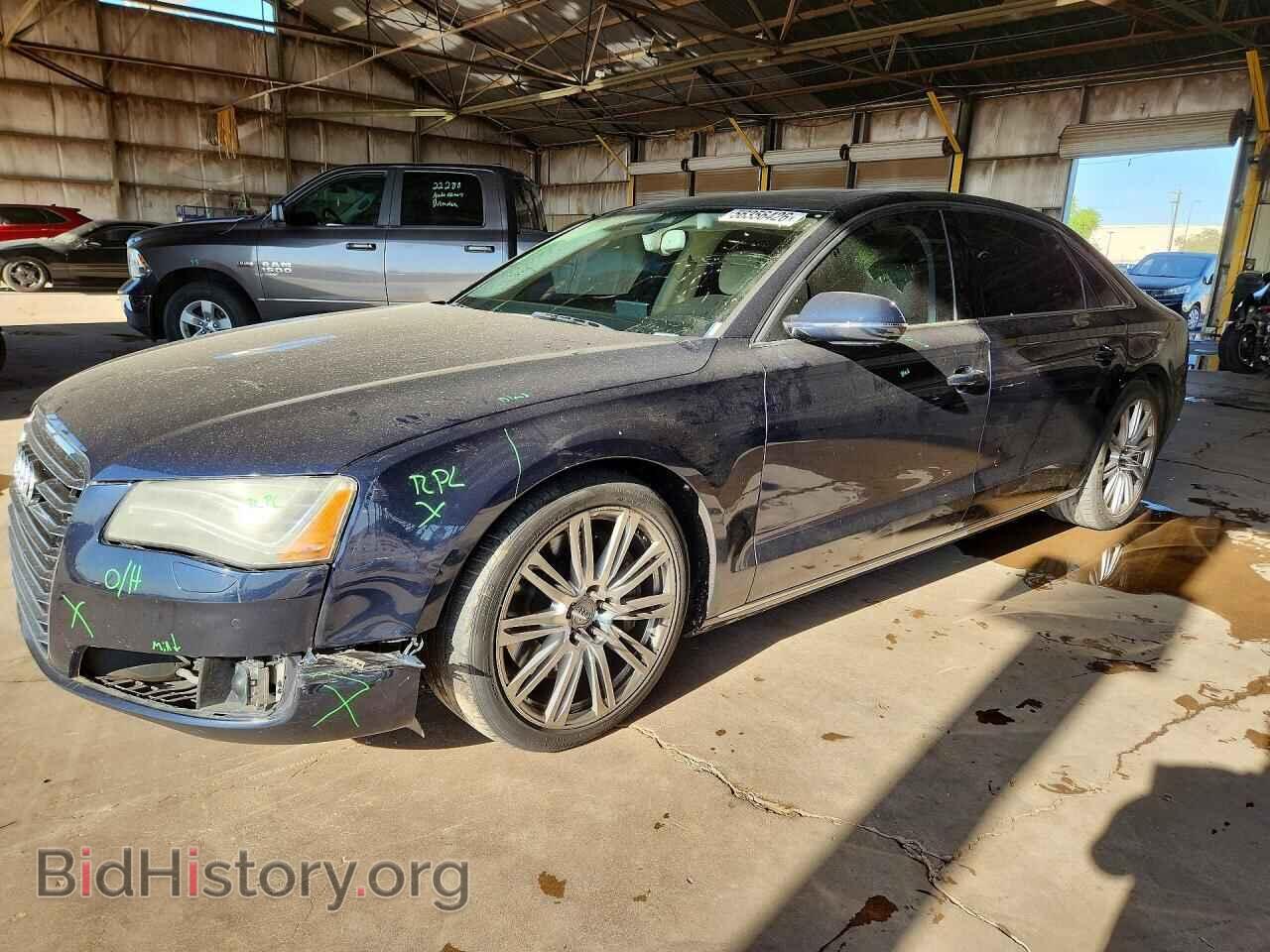 Photo WAURVAFD4CN032530 - AUDI A8 2012