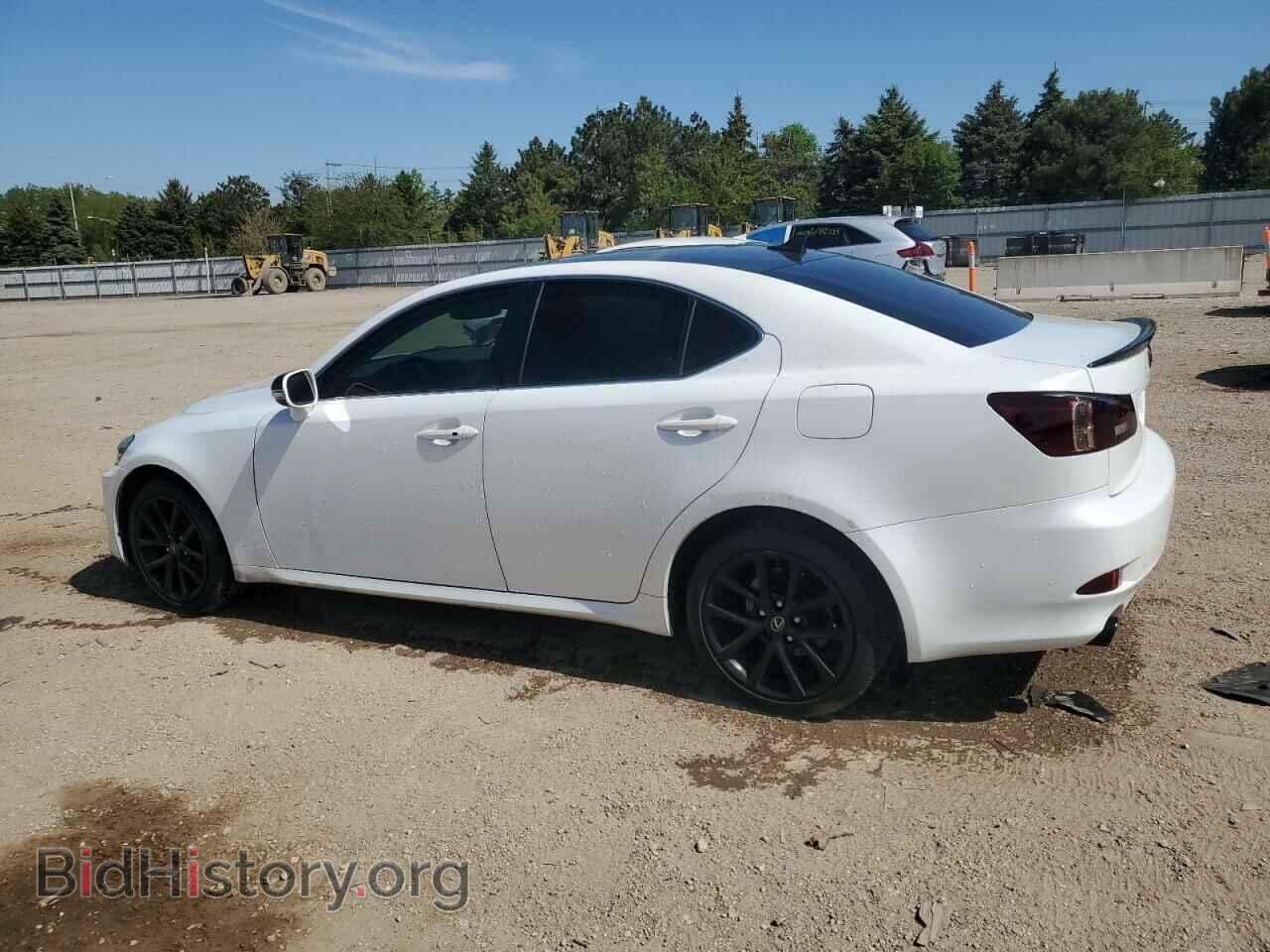 2011 LEXUS IS - VIN: JTHCF5C26B2034956 - Фото 2