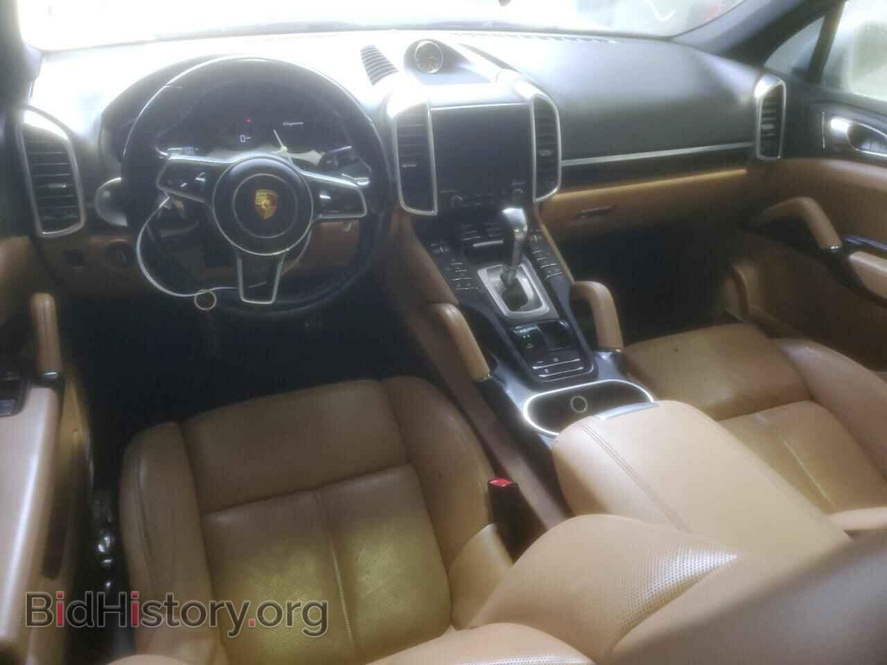 2017 PORSCHE CAYENNE - VIN: WP1AA2A25HKA88281 - Фото 8