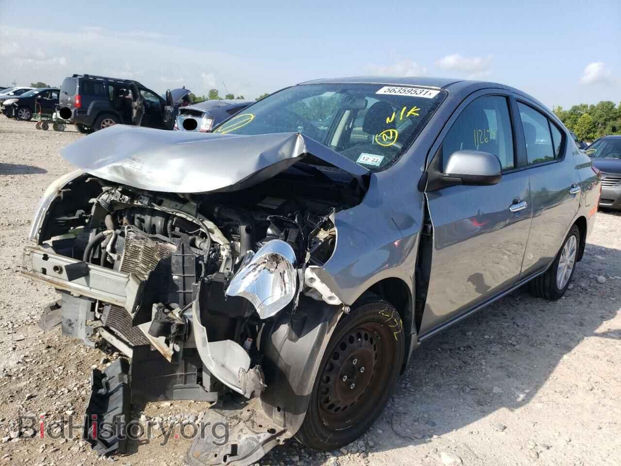 2013 NISSAN VERSA - VIN: 3N1CN7AP2DL853868 - Фото 2