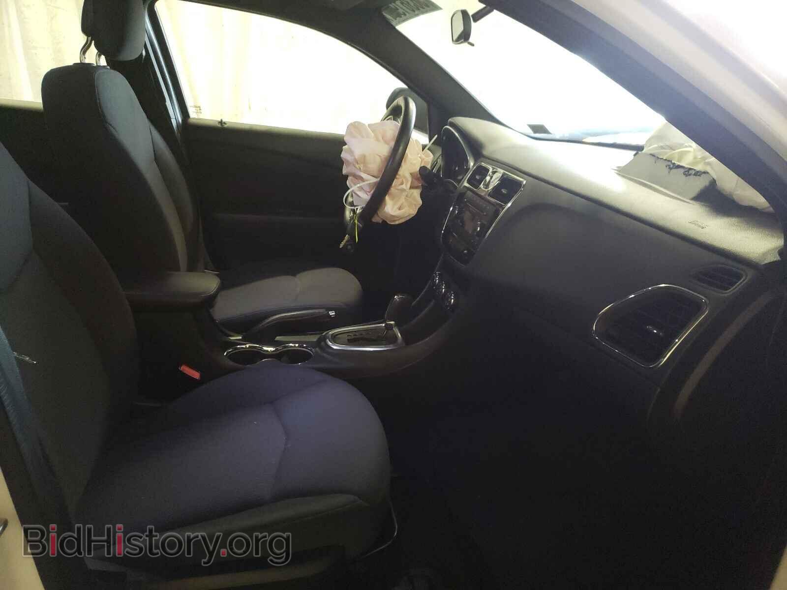 2013 CHRYSLER 200 - VIN: 1C3CCBBG4DN732008 - Фото 5