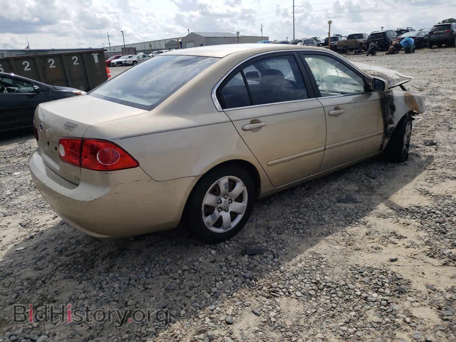 2008 KIA OPTIMA - VIN: KNAGE123785235293 - Photo 4
